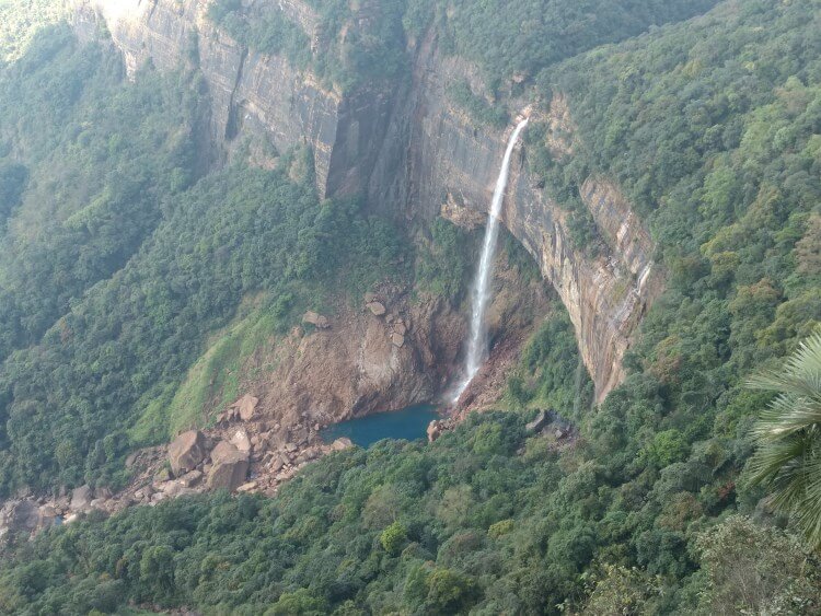 Nohkalkai Falls, Meghalaya